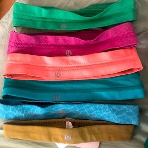 6 assorted Lululemon headbands 💕